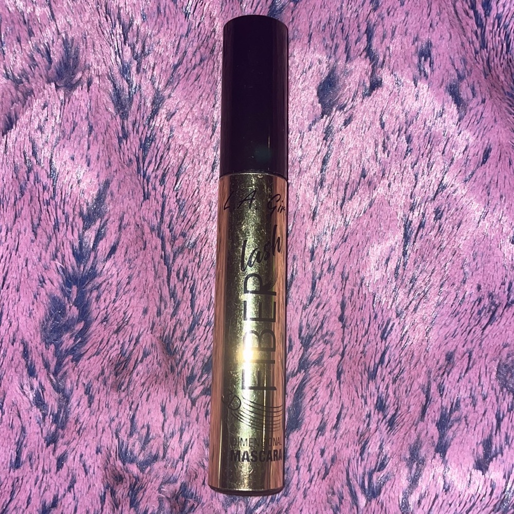 ✨🌞💄 Fiber Lash Mascara by LA Girl.🌞✨